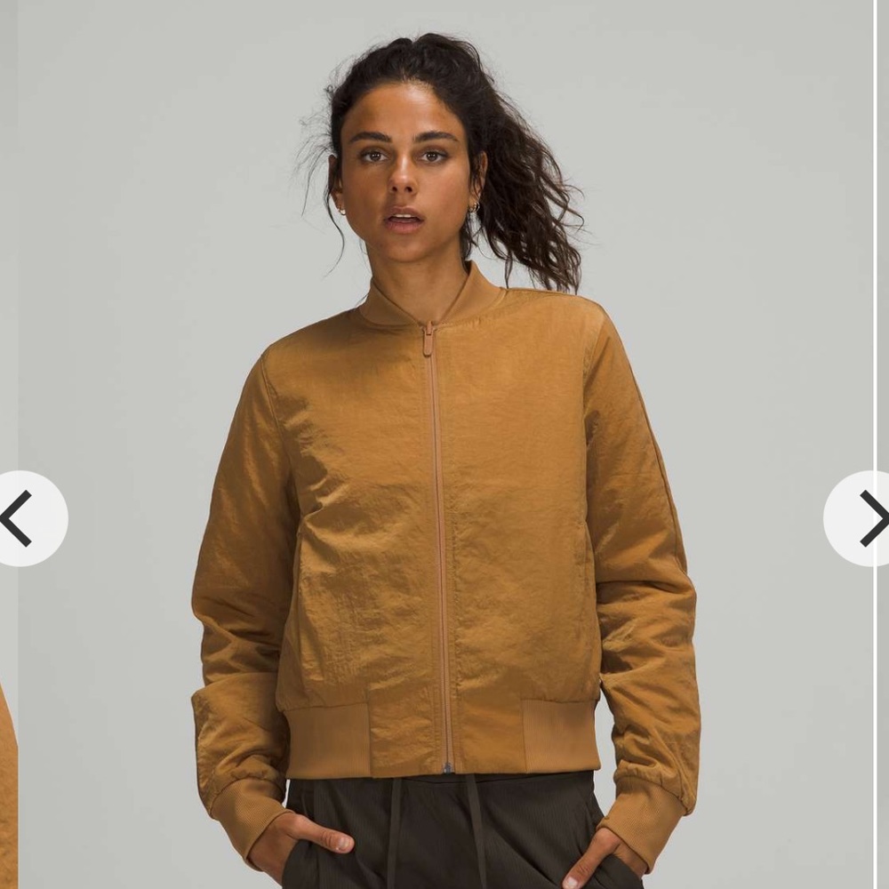 NWT! RARE ✨Reversible Non Stop Bomber Jacket Sz 6 Bold Beige